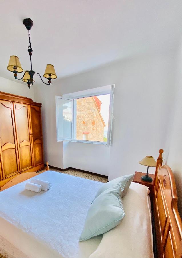 Villa Balcon De Brano à O Freixo Extérieur photo